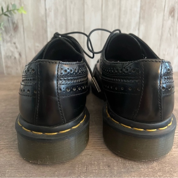 Dr. Martens Black Leather Brogue Oxfords 3989 Yellow Stitch Size 9 Mens 10 Women main image 5
